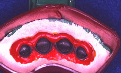 江崎デンタルクリニックトップ・シンボル