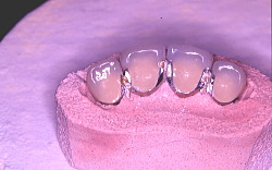 江崎デンタルクリニックトップ・シンボル