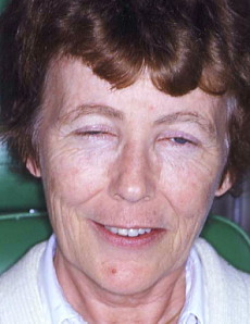 江崎デンタルクリニック、情報公開